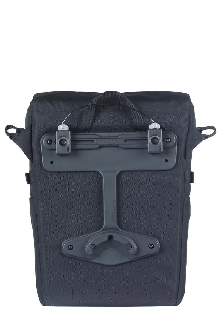 Basil - Move Commuter Bicycle bag (MIK Studs) 15L
