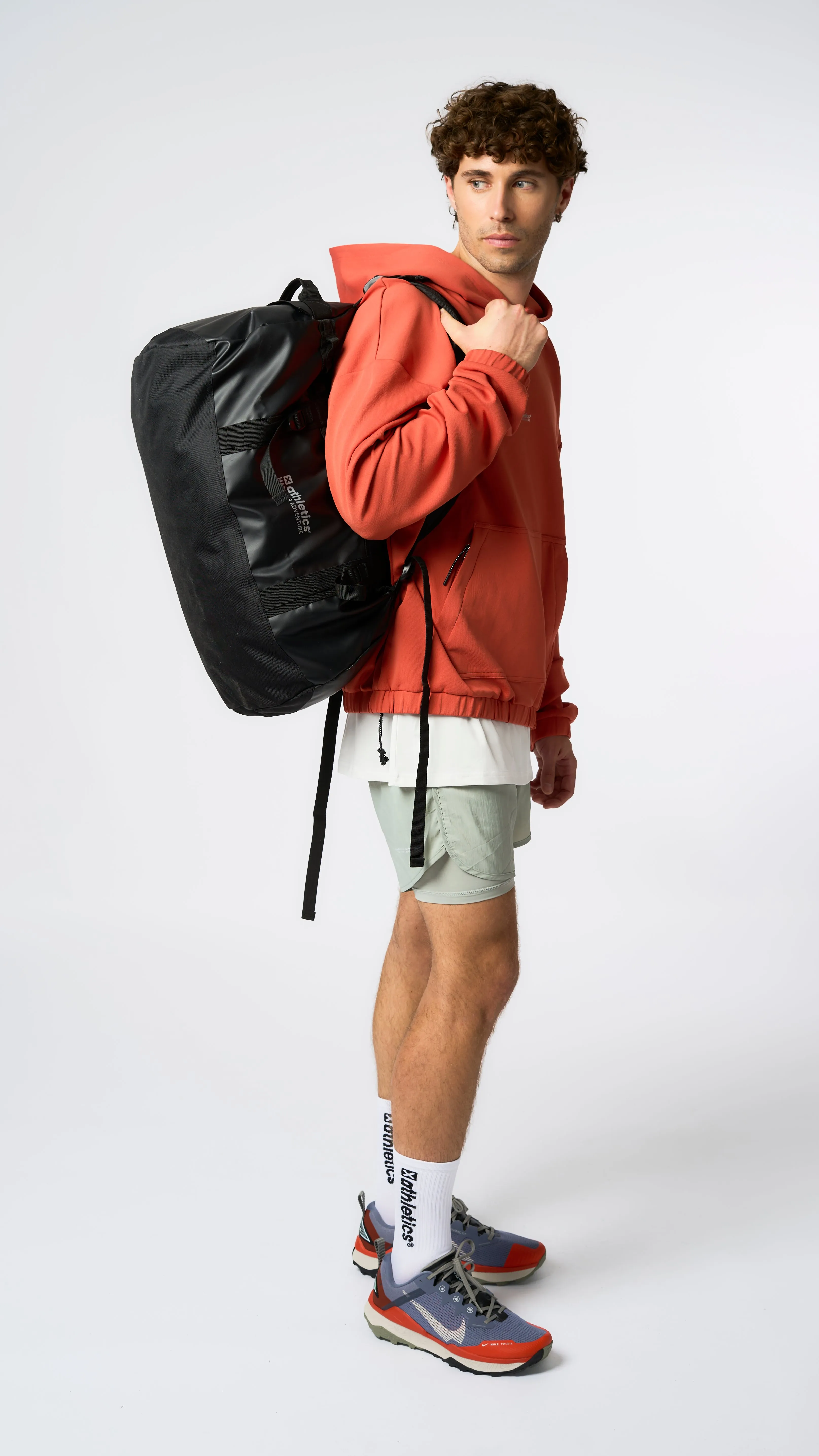 BOLSA DUFFLE DE ENTRENAMIENTO NEGRA OSCURA
