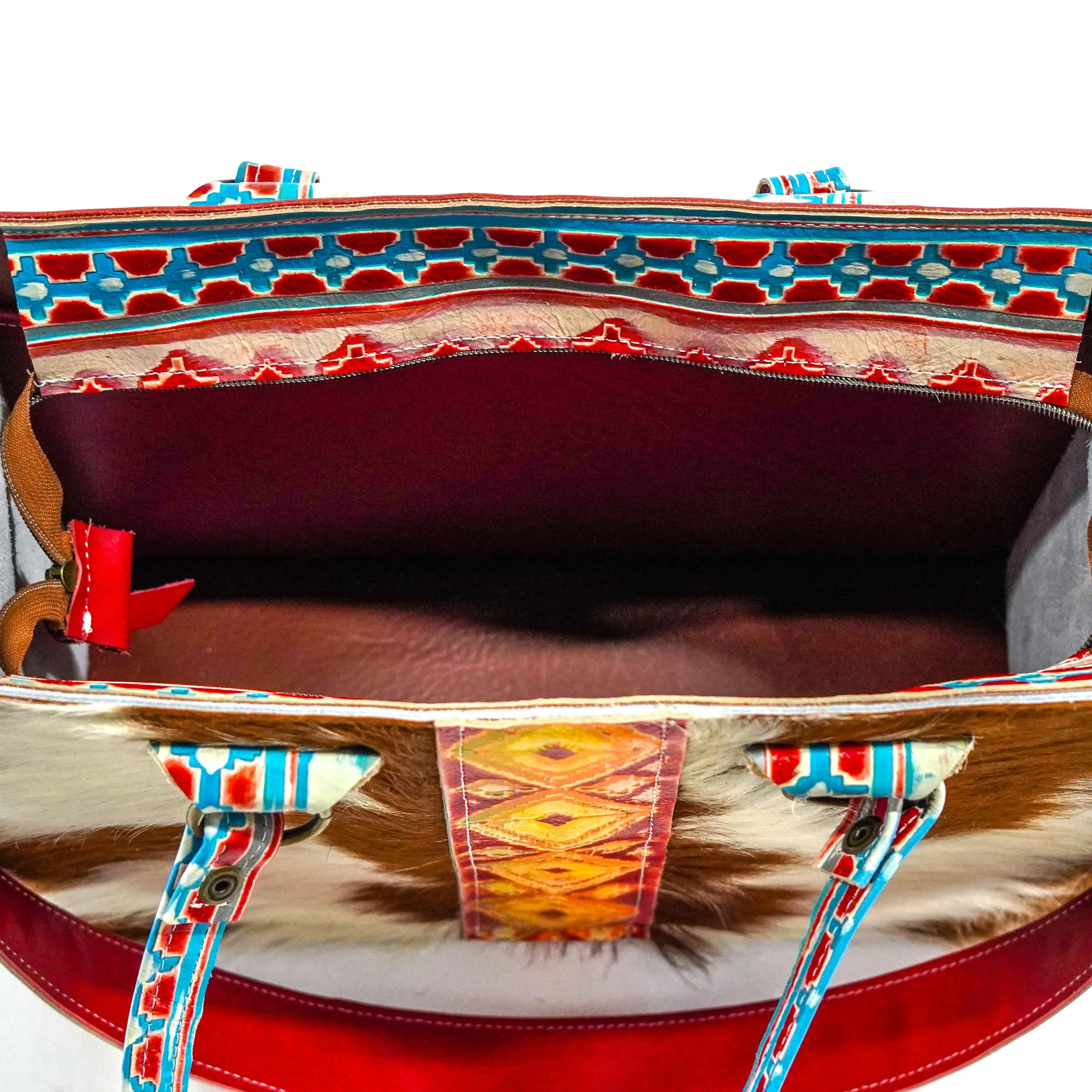 Clerk - Tricolor w/ Great Plains Navajo