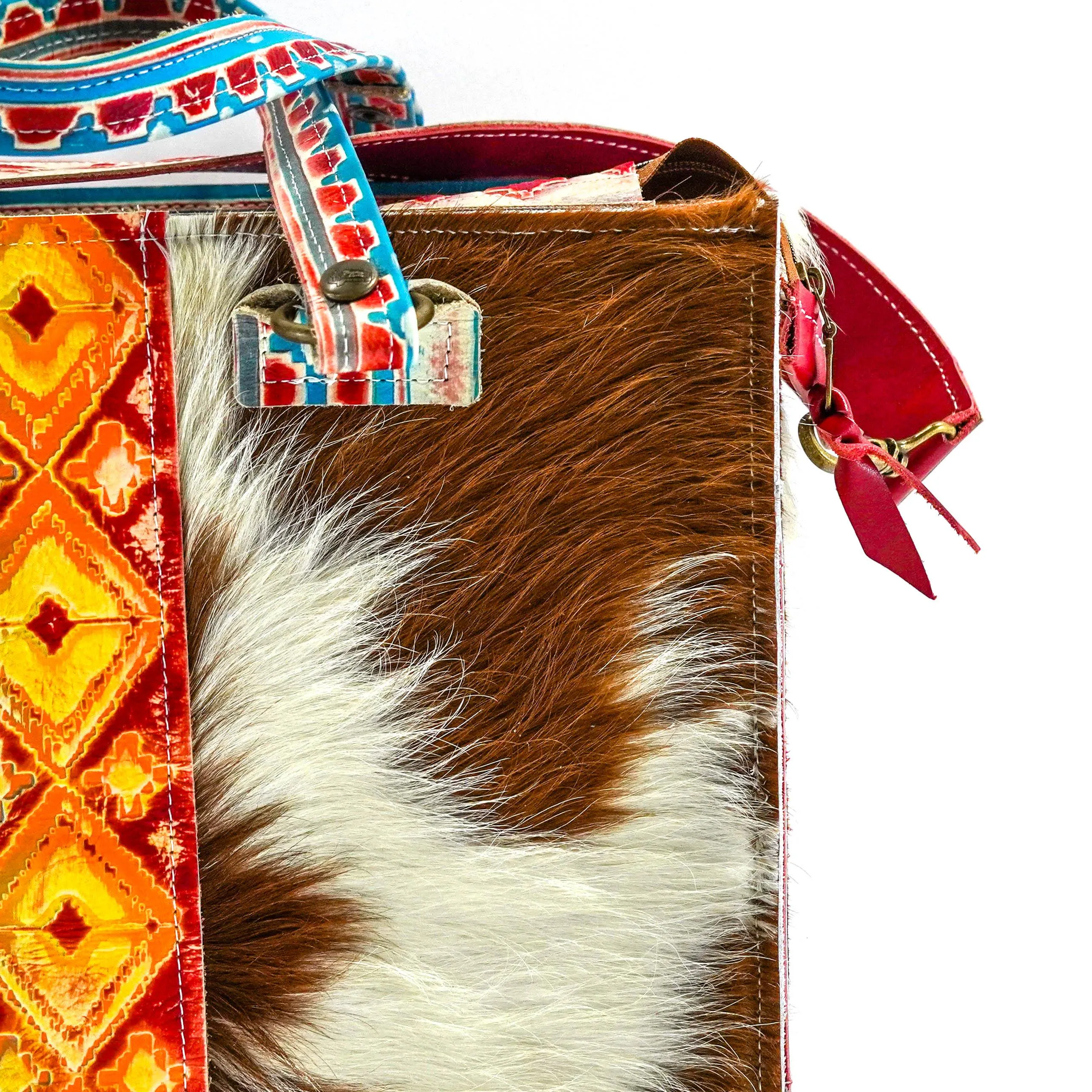 Clerk - Tricolor w/ Great Plains Navajo
