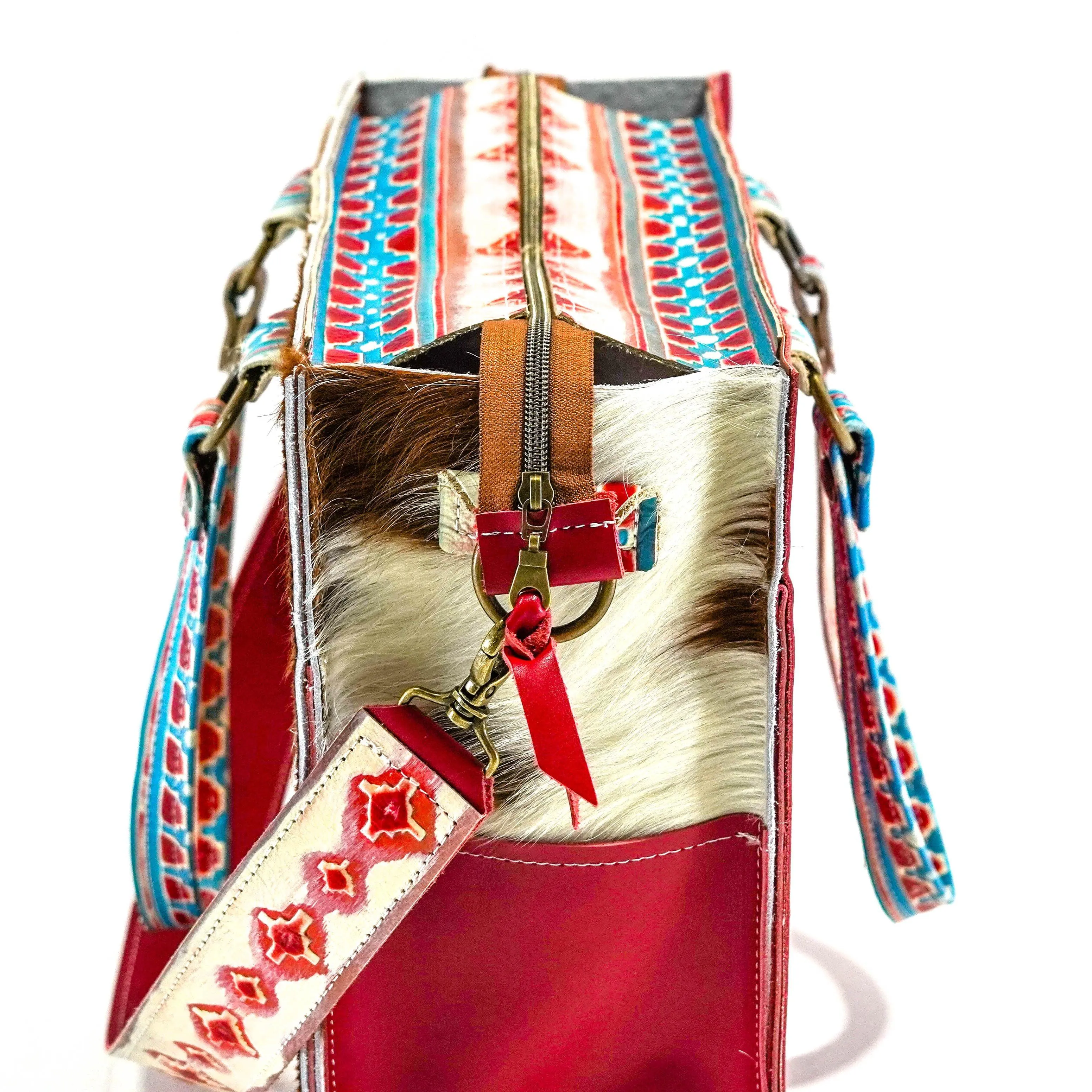 Clerk - Tricolor w/ Great Plains Navajo