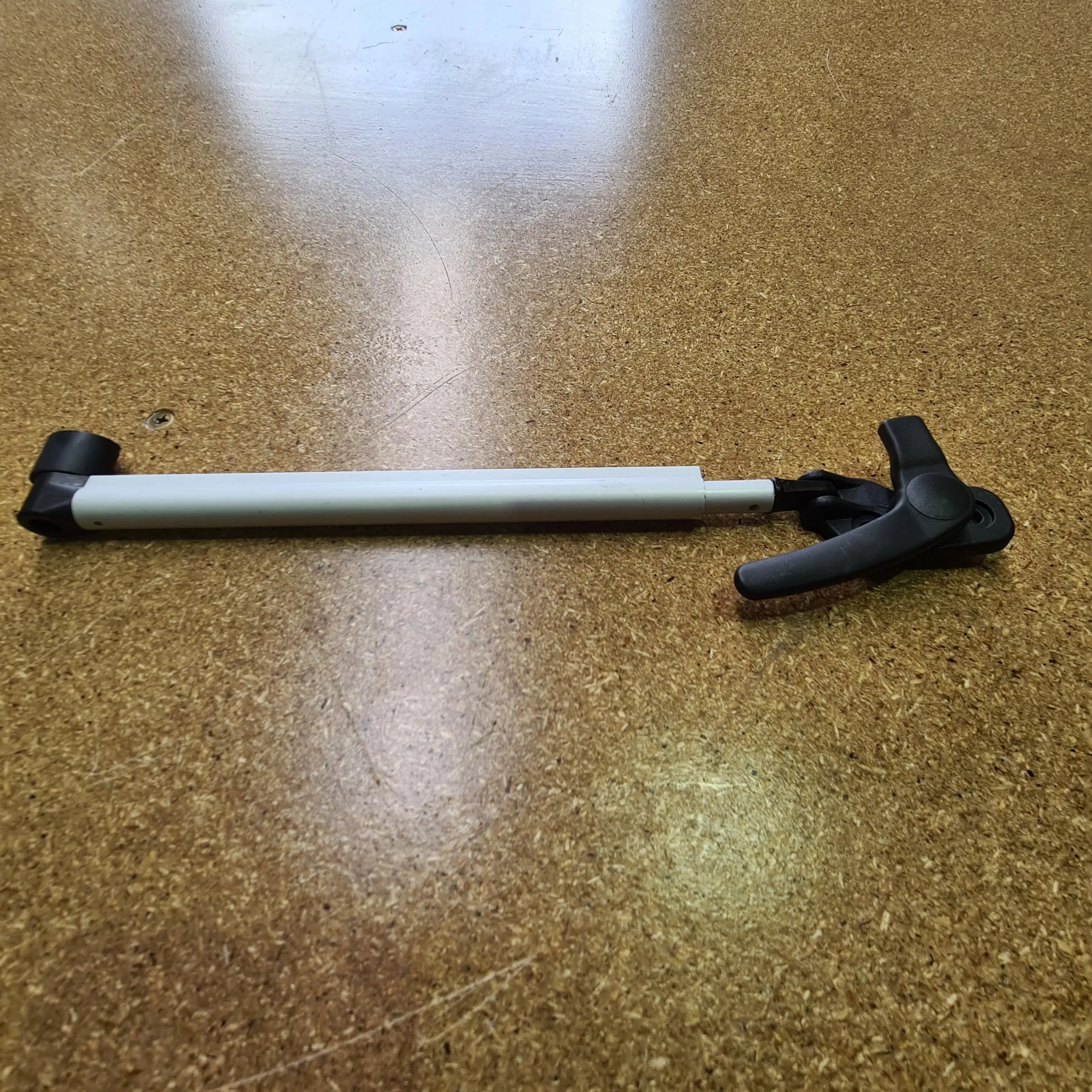 Dometic Window Stay (Pair) S7P 400mm