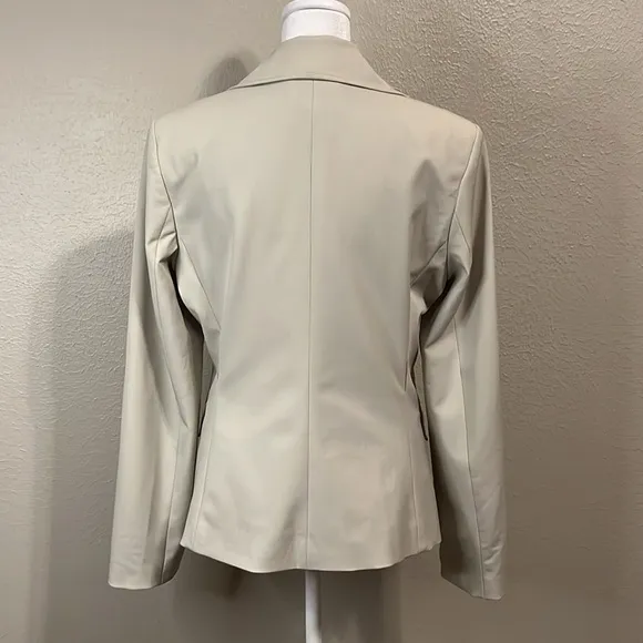Hugo Buscati Women’s Blazer SZ 8