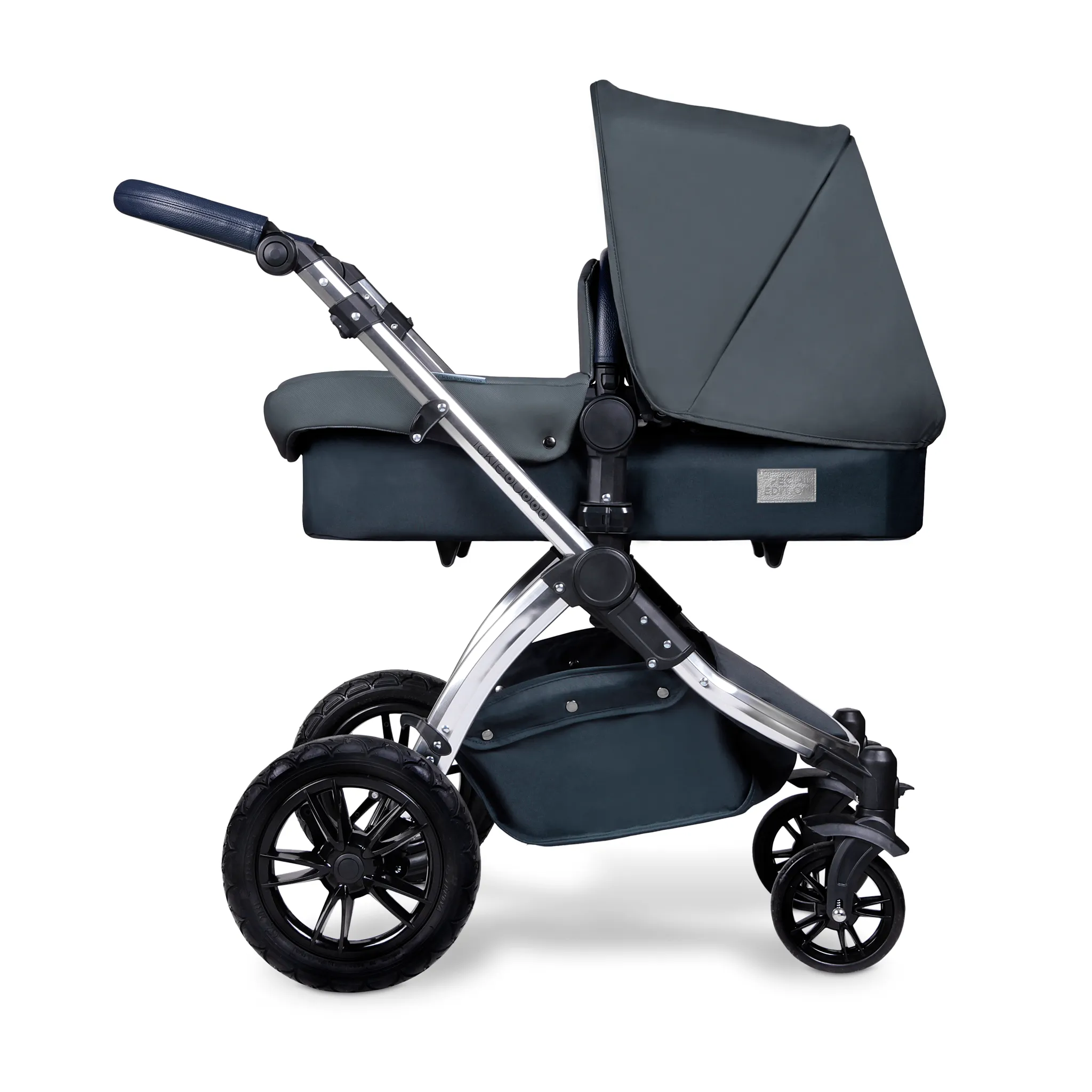 Ickle Bubba Stomp V4 Galaxy Travel System with ISOFIX Base Chrome/Blueberry