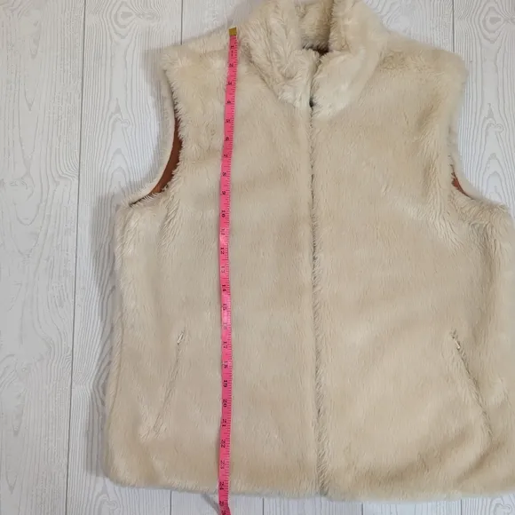 J. McLaughlin Faux Fur Zipper Vest Women's Size Medium Cream and Rust Color
