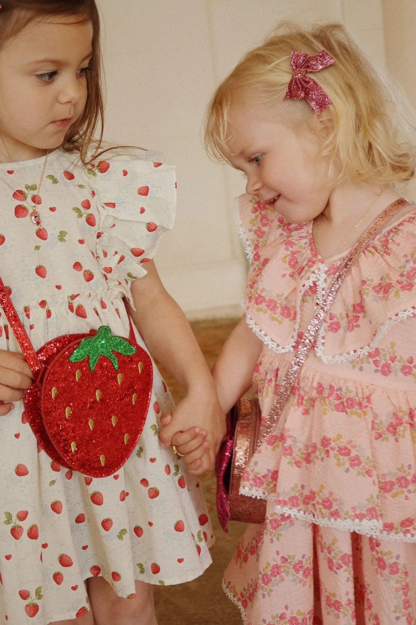 Konges Slojd Tut Strawberry Shoulder Bag