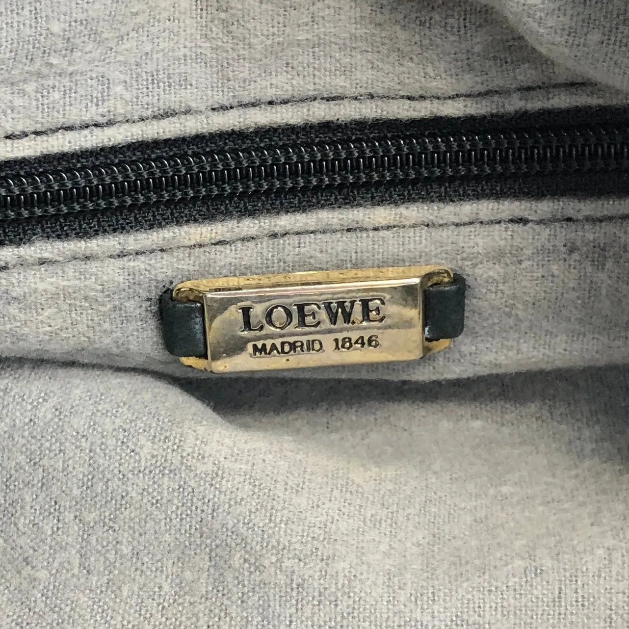 LOEWE Anagram Drawstring Shoulder bag Black Vintage s6ygj7