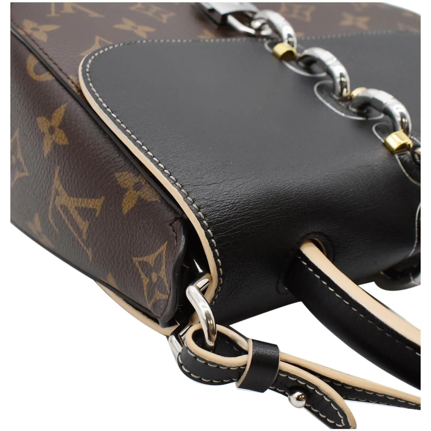LOUIS VUITTON Chain It Monogram Canvas Shoulder Bag Black