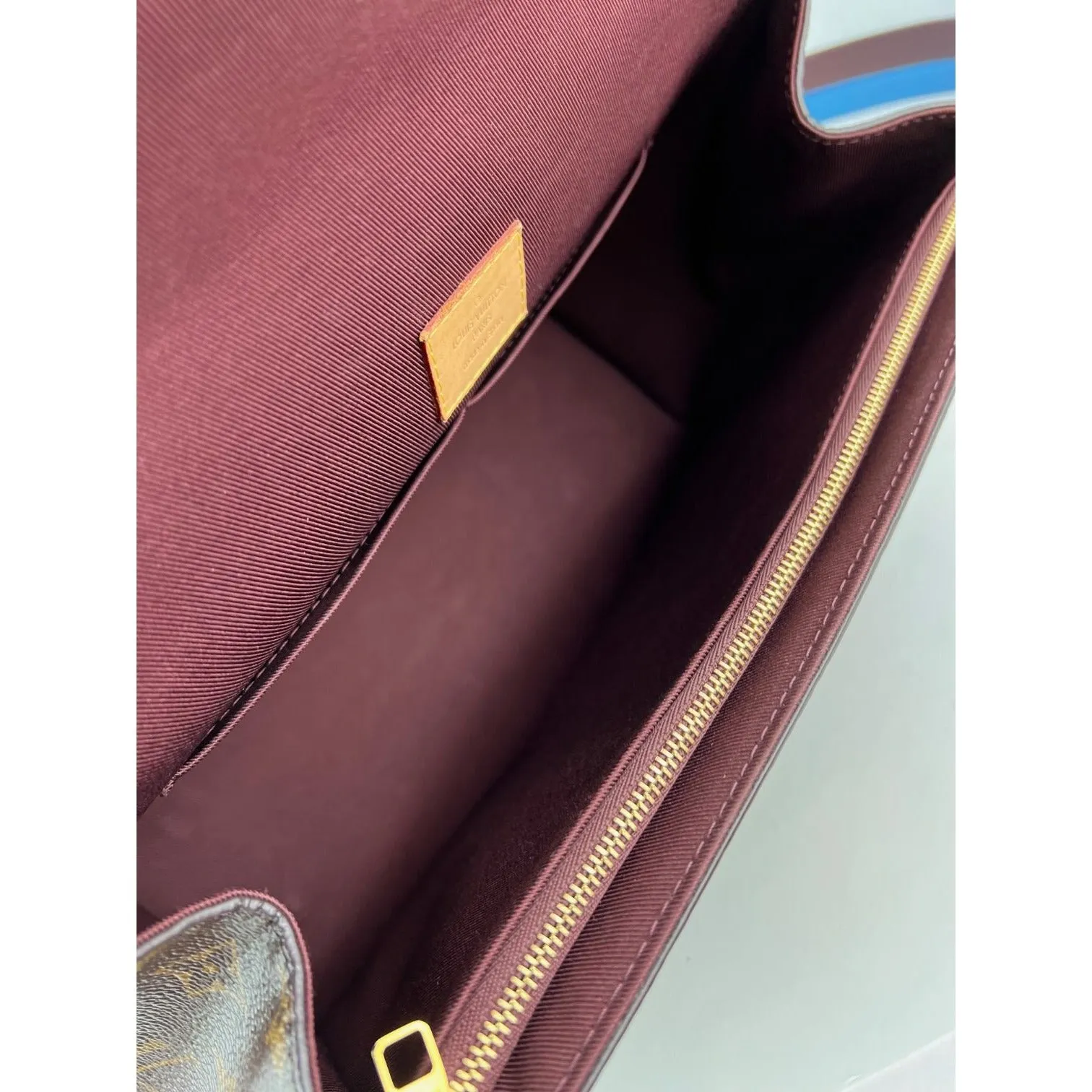 Louis Vuitton Cluny MM Monogram Top Handle Shoulder Bag