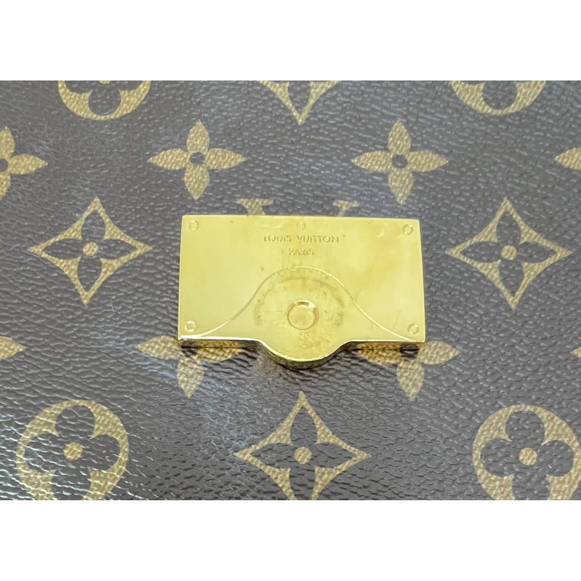 Louis Vuitton Cluny MM Monogram Top Handle Shoulder Bag