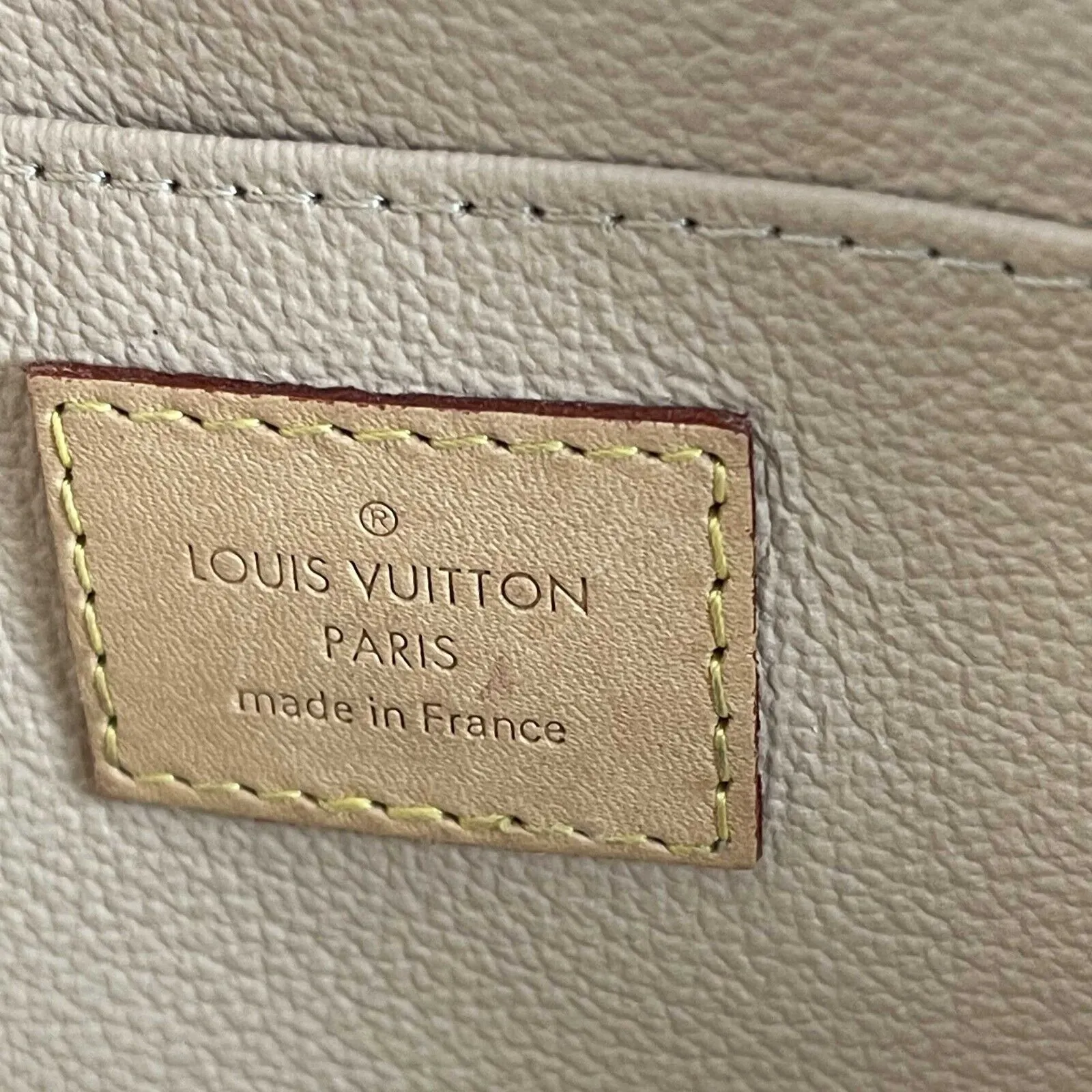 Louis Vuitton Cosmetic Pouch Monogram Canvas GM Brown Excellent Accessories