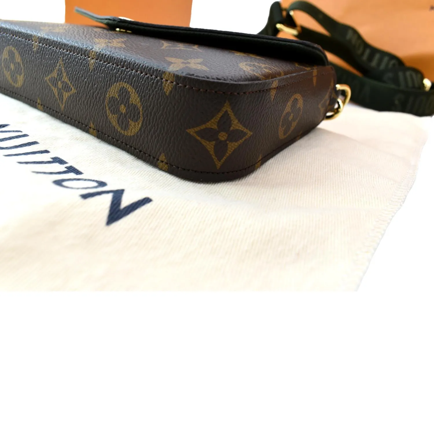 LOUIS VUITTON Felicie Strap & Go Pochette Monogram Canvas Shoulder Bag Brown