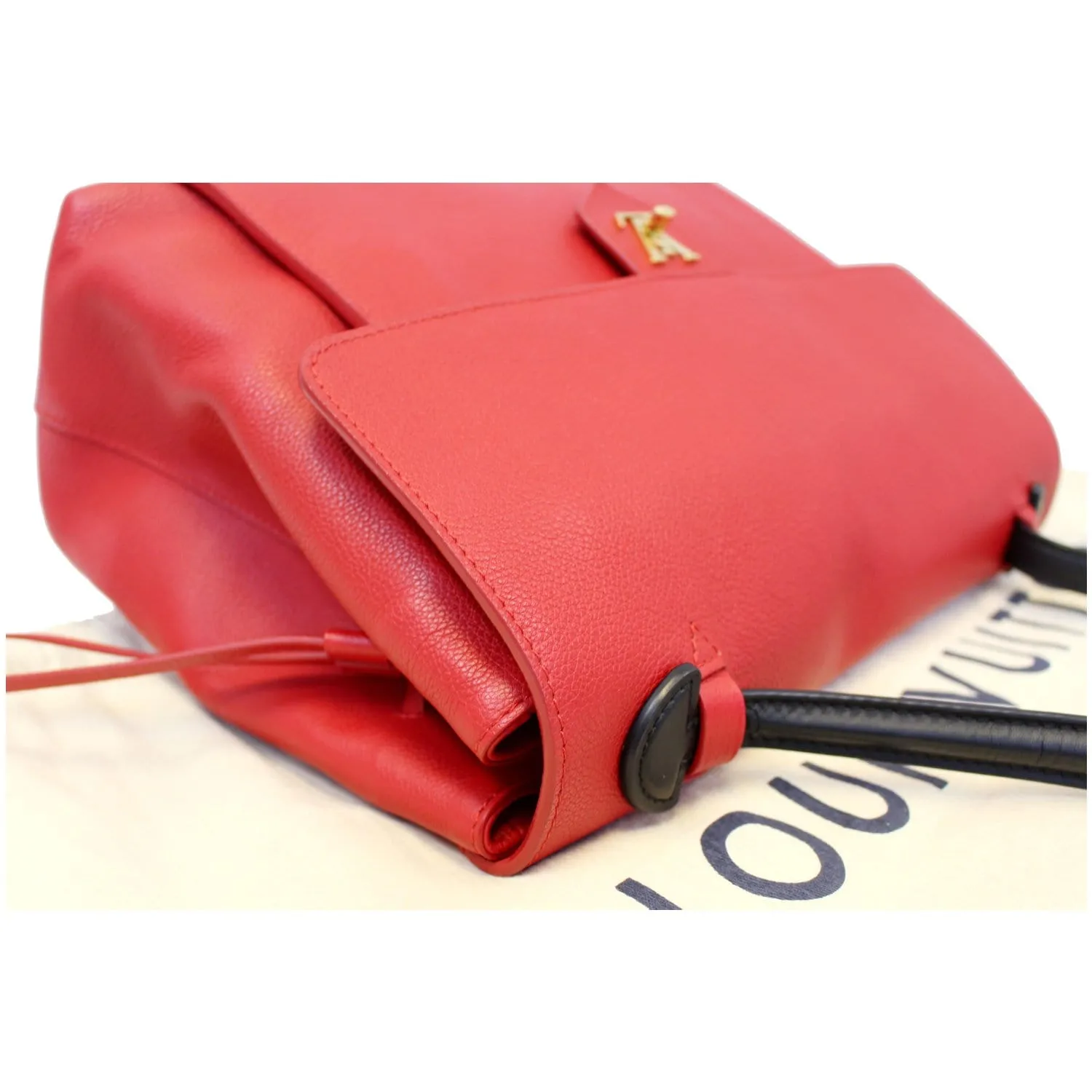 LOUIS VUITTON Lockme PM Calfskin Leather Shoulder Bag Rouge