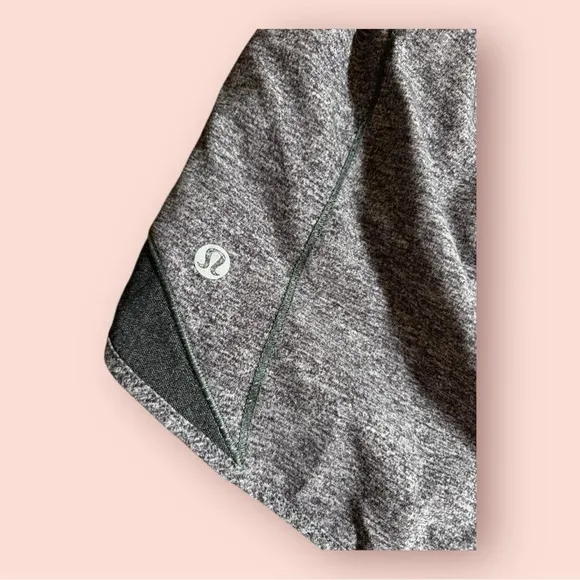 Lululemon‎ Hotty Hot Short II *Long 4&quot; Heather Lux Multi Black size 6