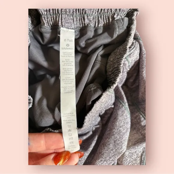 Lululemon‎ Hotty Hot Short II *Long 4&quot; Heather Lux Multi Black size 6