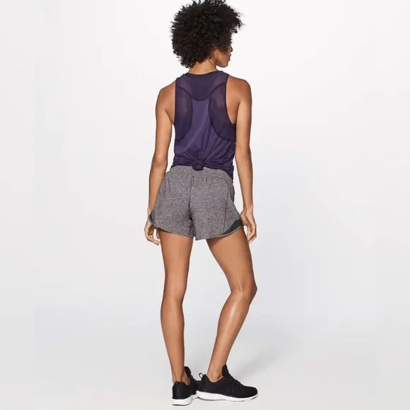 Lululemon‎ Hotty Hot Short II *Long 4&quot; Heather Lux Multi Black size 6