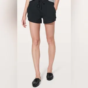 Lululemon Sunsetting Short *3&quot; Black