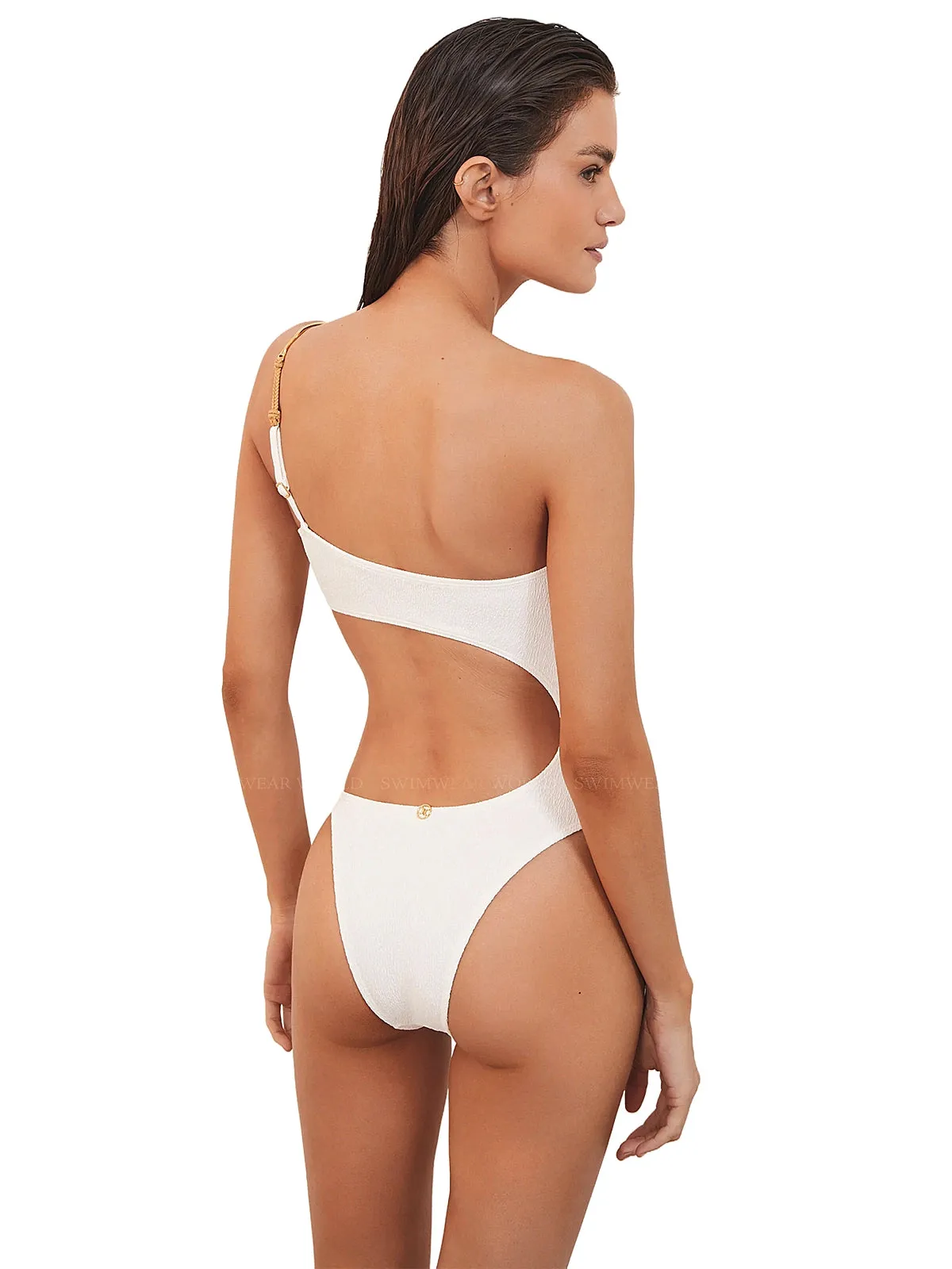 Mandy Gisele One Piece