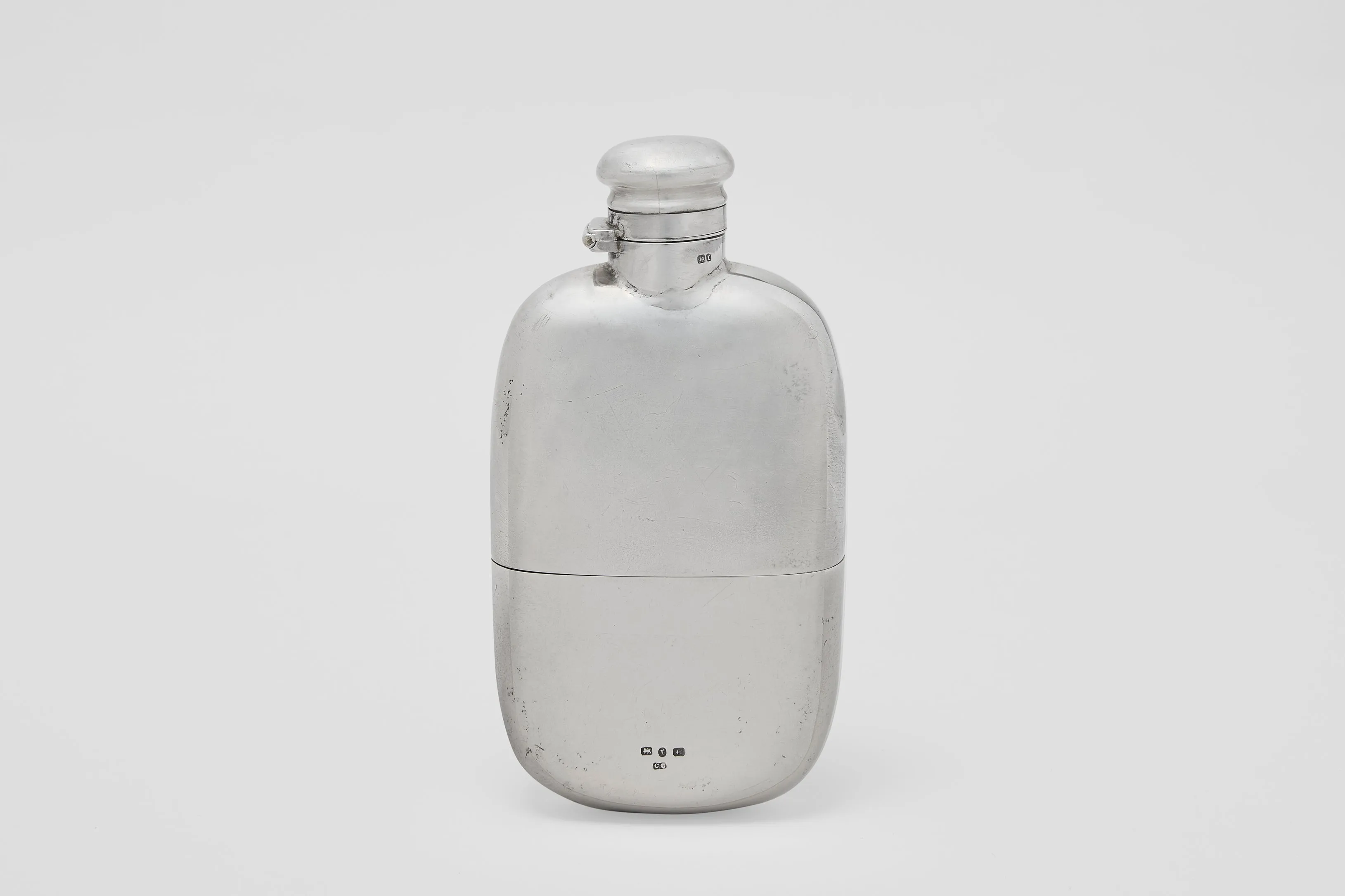 Medium Drinking Flask with Removable Cup