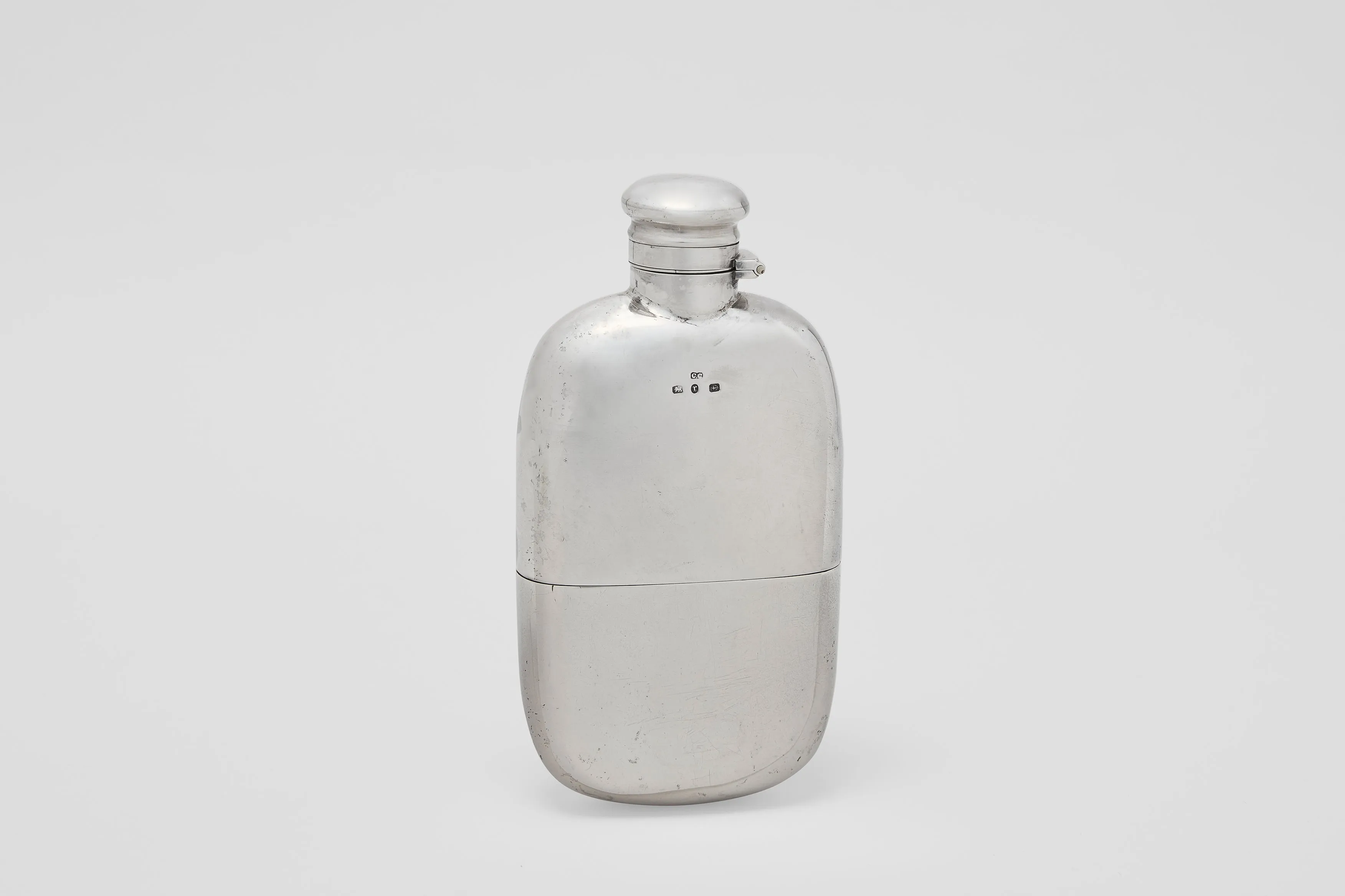 Medium Drinking Flask with Removable Cup