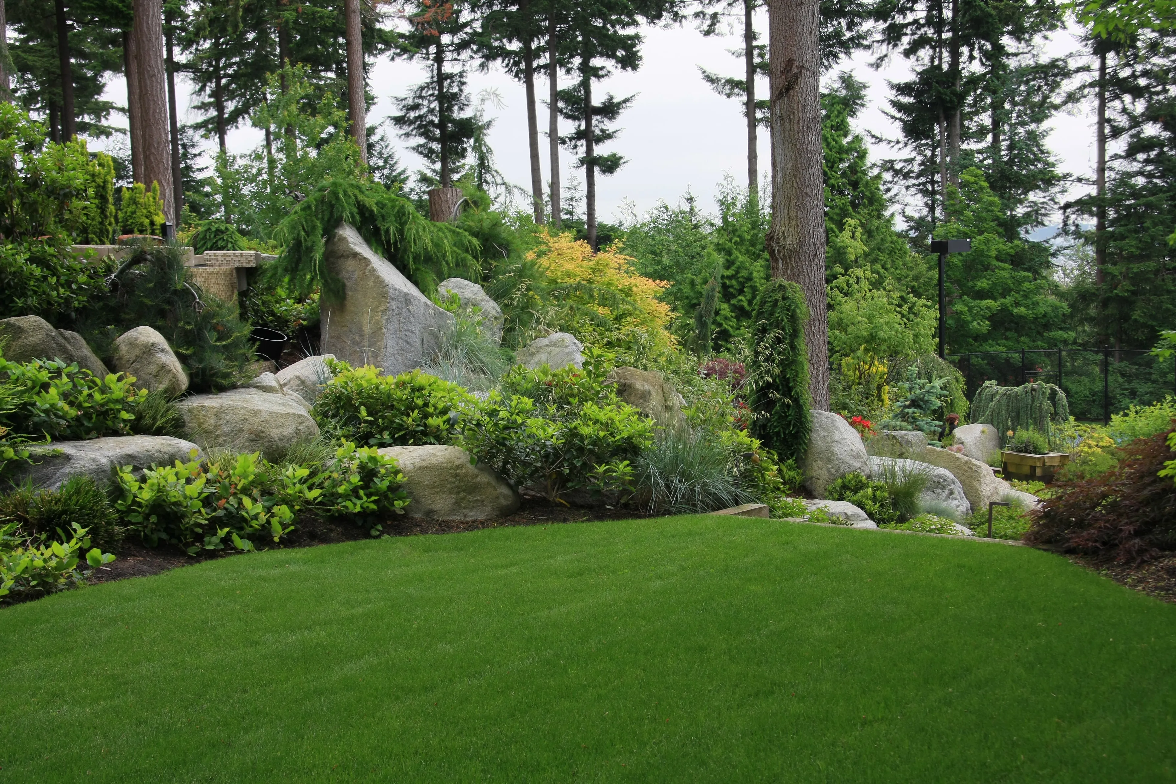 MIGHTY 109 "WOWZA" Sod Preparation Mix - Covers 1,000 Square Feet - The Big Box