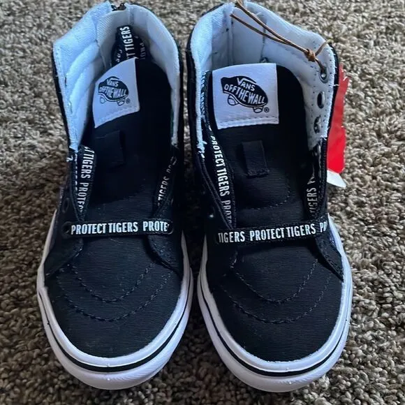 NWT Boys High Top Vans Discovery ProjectCat Tigers