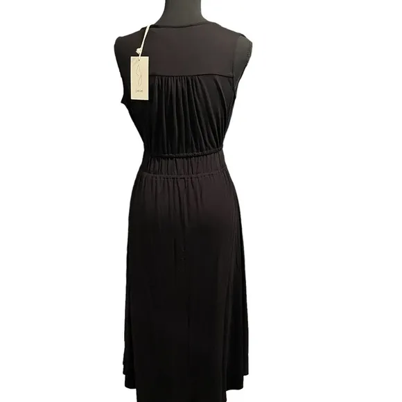 NWT Joie Black Sleeveless V Neck Midi Dress