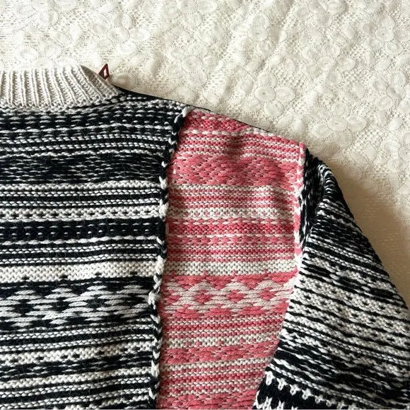Patterned JumperWhite and Black Fair Isle Crew-neck Sweater by Nude