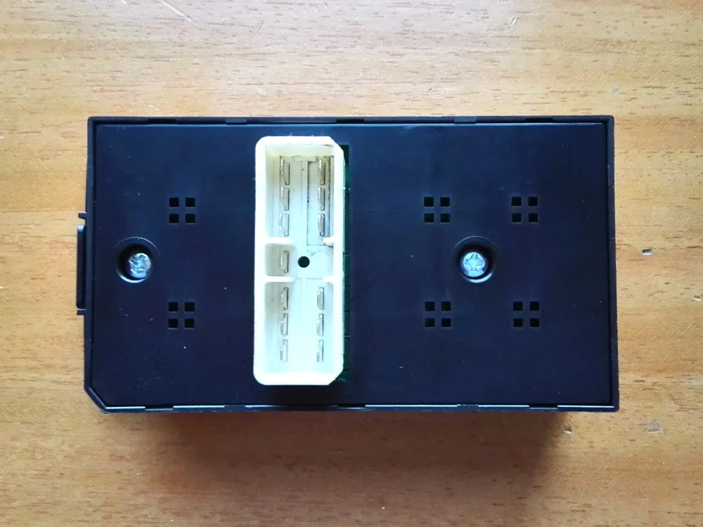 Power Master Window Switch Fits Holden Commodore VY VZ SS Sedan Wagon 02-06
