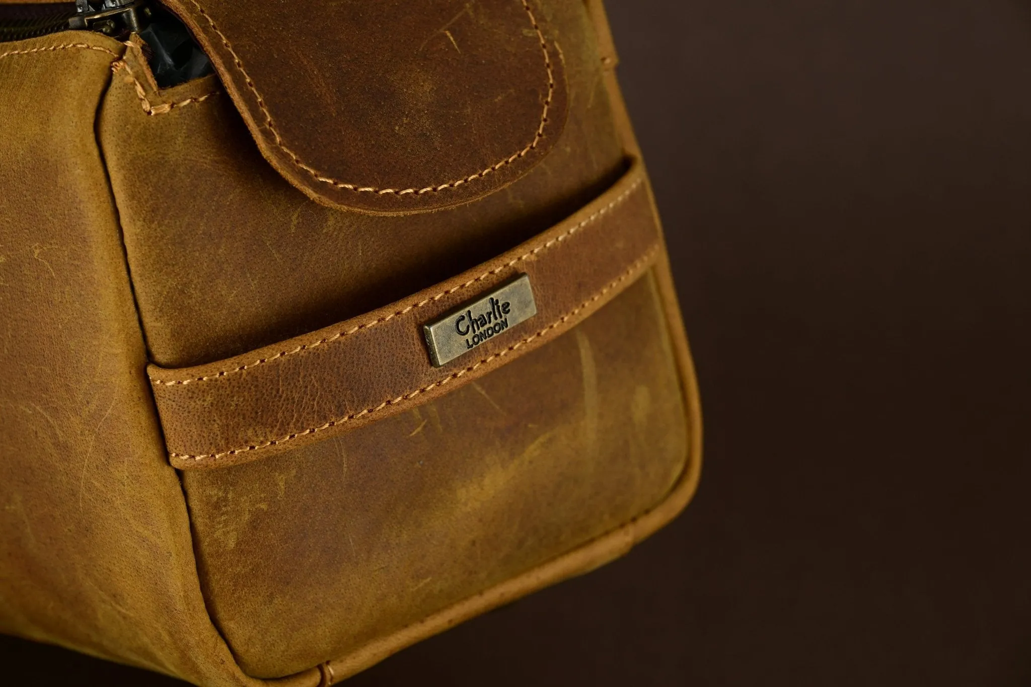 Premium Cowhide Leather Toiletry Bag Travel Dopp Kit Distressed Tan