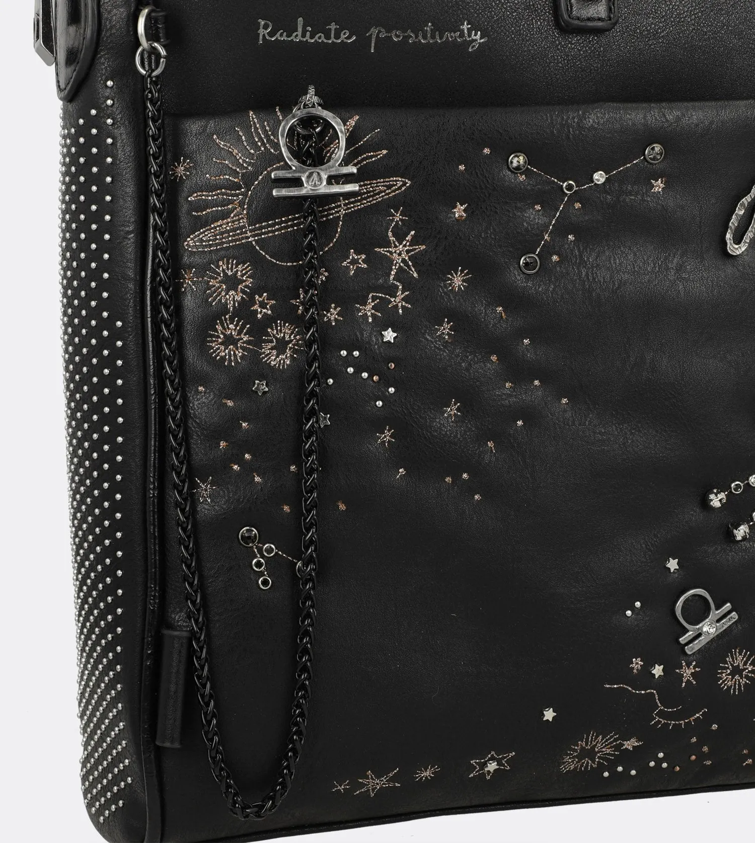 Pretty spirit document case with handles