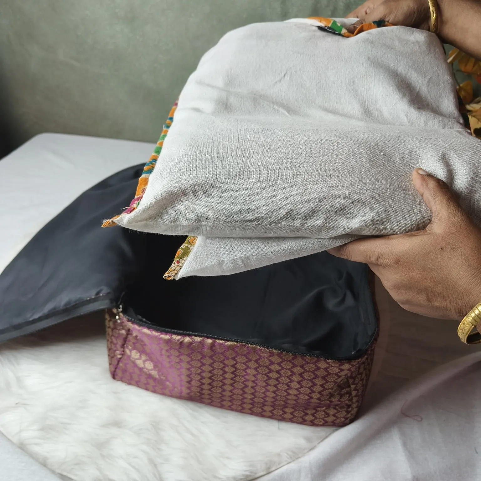 Saree Storage Bags Red Brocade Diamond weaves