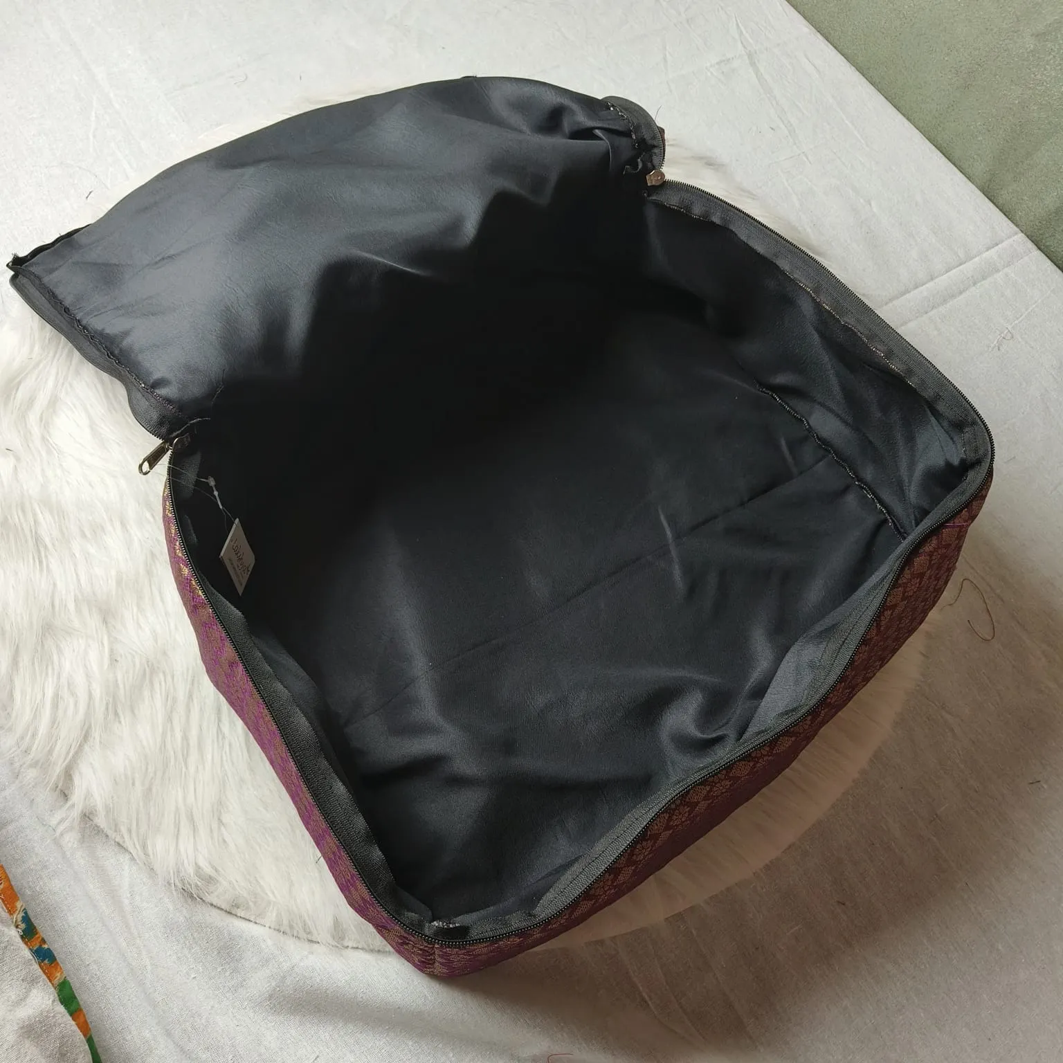 Saree Storage Bags Red Brocade Diamond weaves