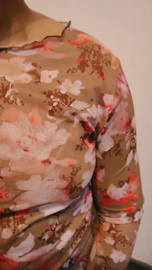 Scallop Detail Floral Mesh Top