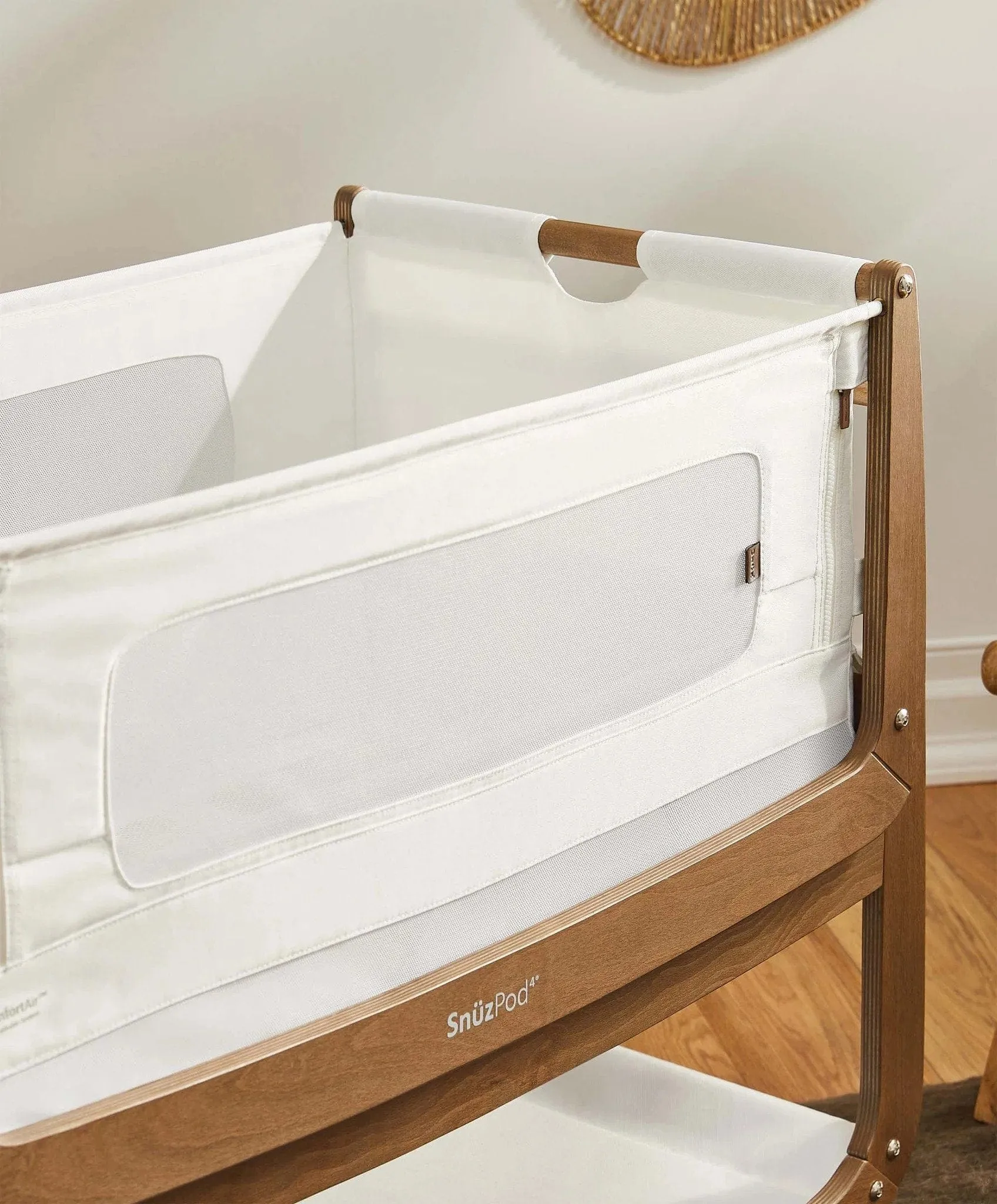 SnuzPod 4 Comfort Bundle in Natural Edit Walnut