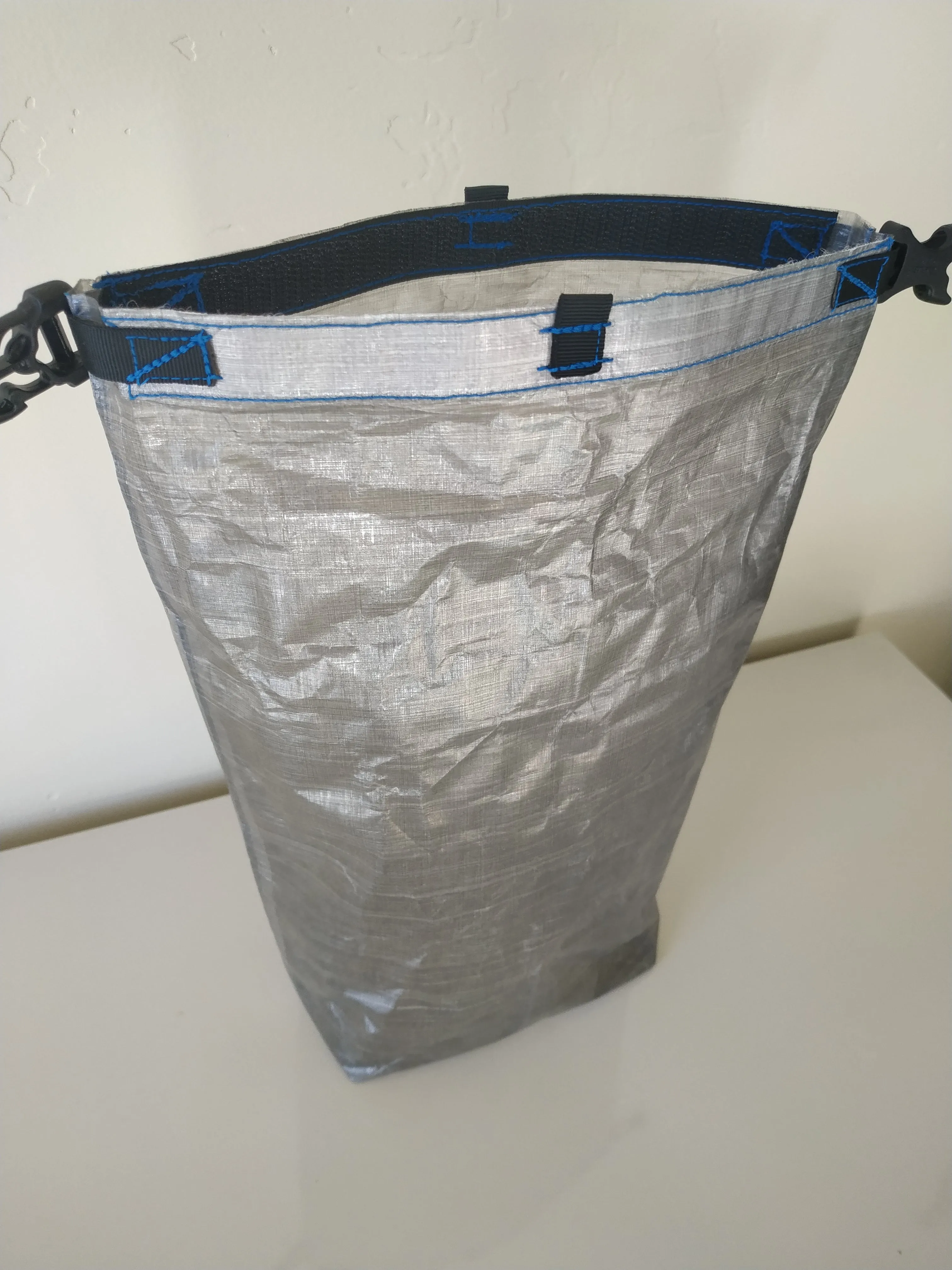 Ultralight Small Dry Bag - Solid Color Dyneema