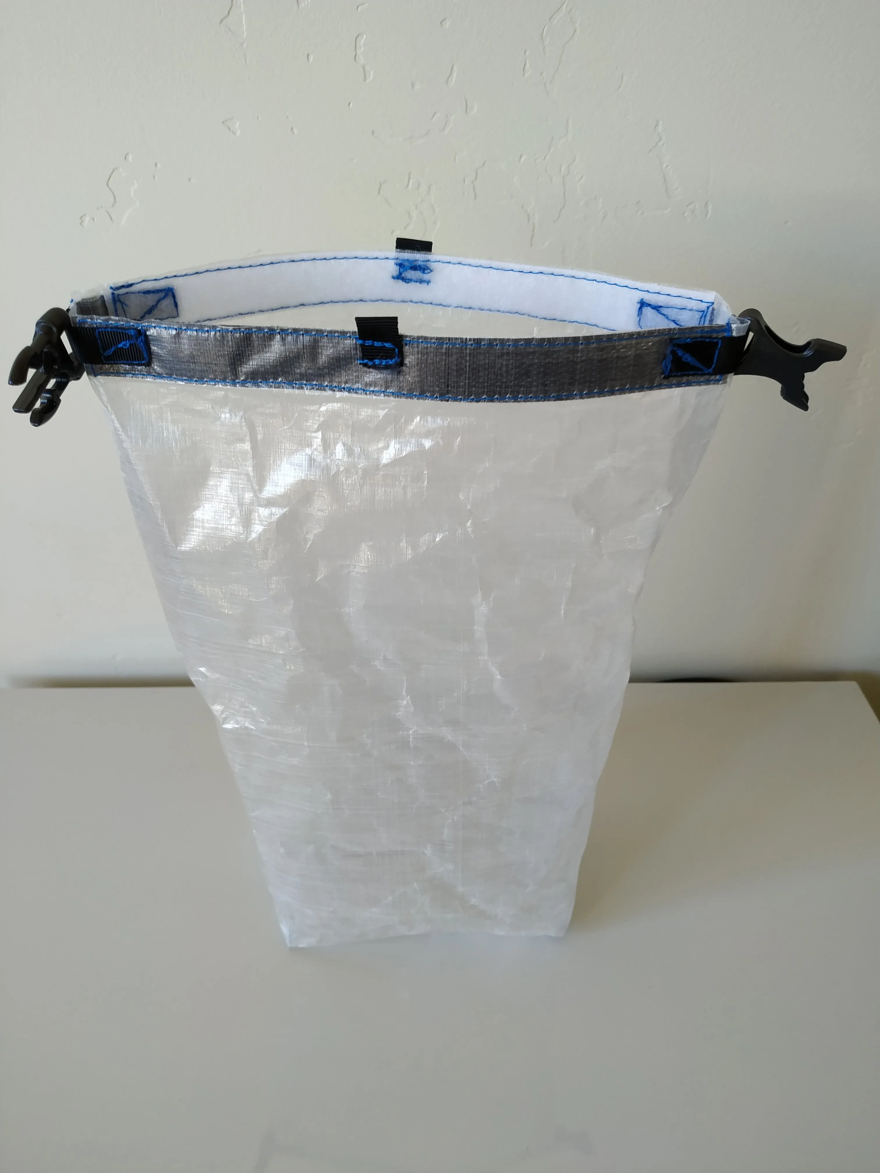 Ultralight Small Dry Bag - Solid Color Dyneema