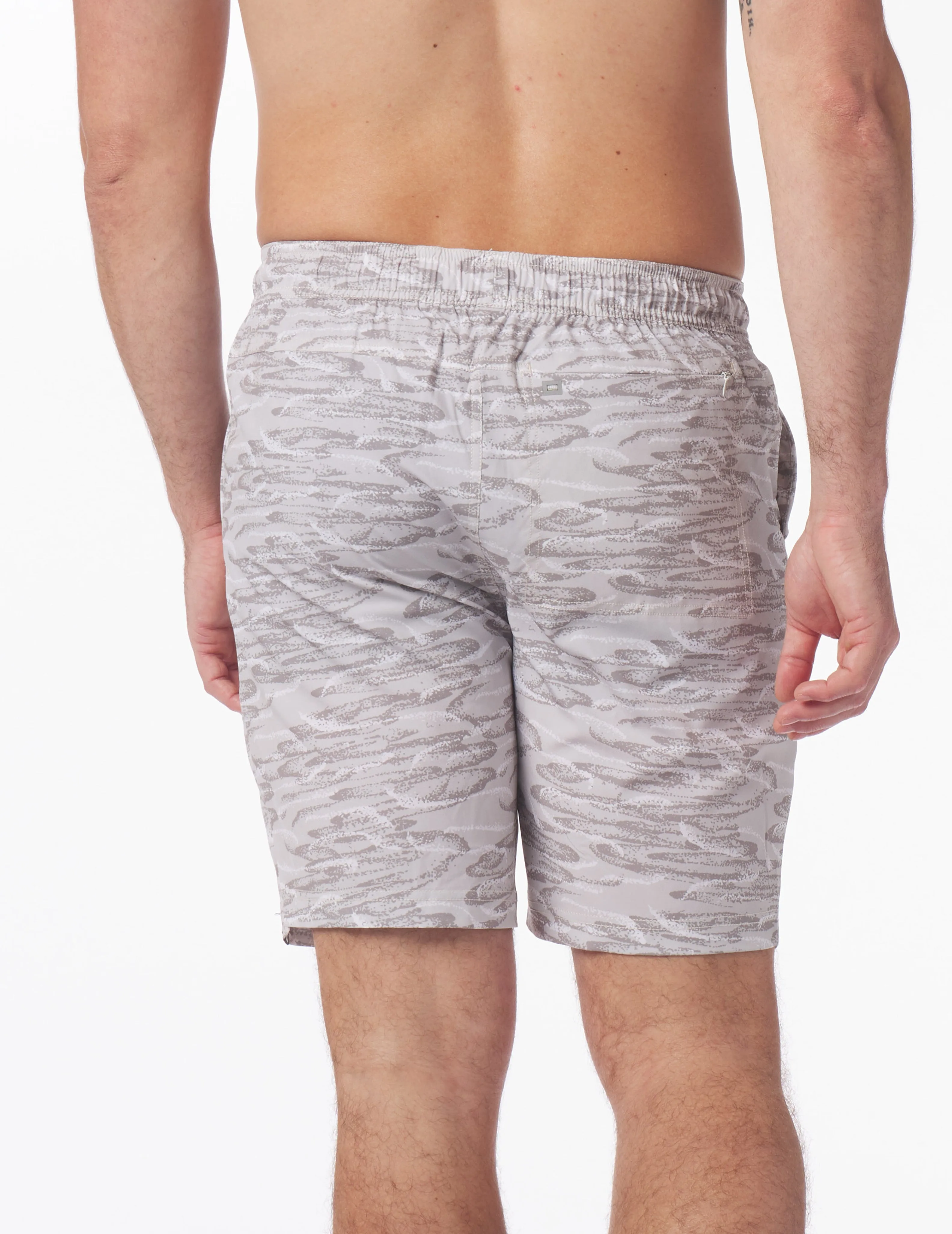 Versatility Short 7.5": Oatmilk Camo Float