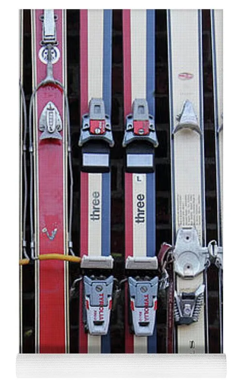 Vintage Skis - Yoga Mat