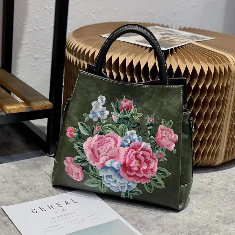 Women’s All Seasons Floral Embroidered Handbag Crossbody Bag - One Size