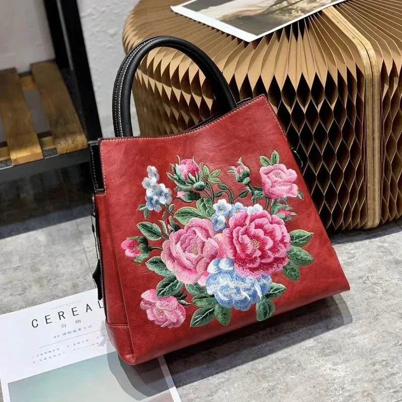 Women’s All Seasons Floral Embroidered Handbag Crossbody Bag - One Size
